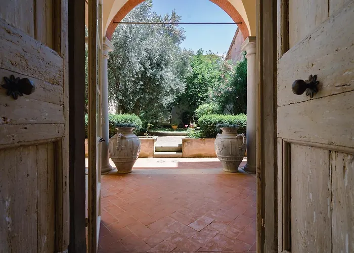 Piazza Dei Ciompi With Private Garden